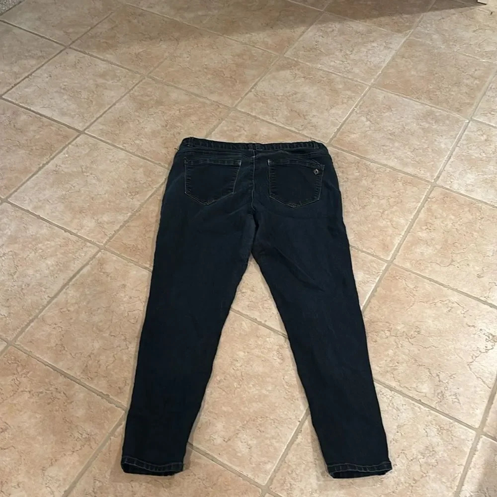 Democracy woman's dark wash pull on pants - Picture 8 of 8